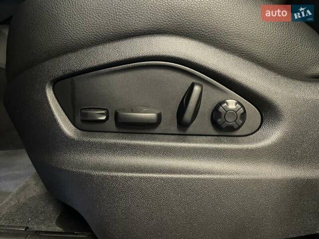 Чорний Порше Cayenne, об'ємом двигуна 3 л та пробігом 64 тис. км за 101020 $, фото 20 на Automoto.ua