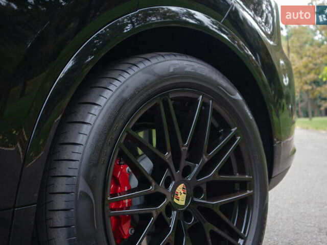 Чорний Порше Cayenne, об'ємом двигуна 4 л та пробігом 8 тис. км за 243800 $, фото 17 на Automoto.ua