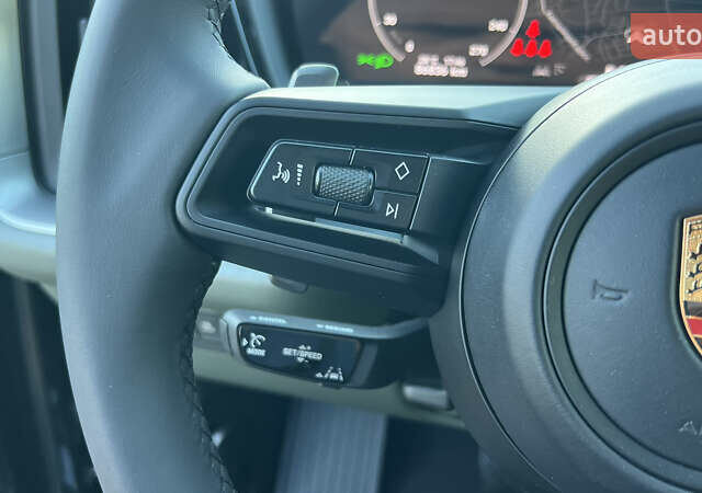 Чорний Порше Cayenne, об'ємом двигуна 3 л та пробігом 86 тис. км за 109999 $, фото 23 на Automoto.ua