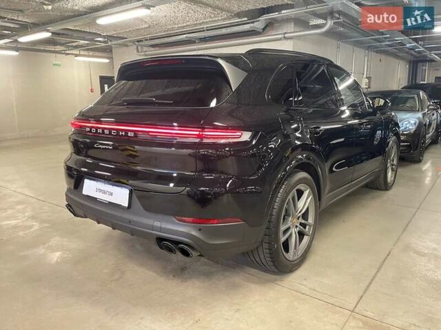 Чорний Порше Cayenne, об'ємом двигуна 3 л та пробігом 64 тис. км за 110388 $, фото 6 на Automoto.ua