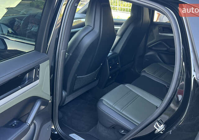 Чорний Порше Cayenne, об'ємом двигуна 3 л та пробігом 86 тис. км за 109999 $, фото 12 на Automoto.ua