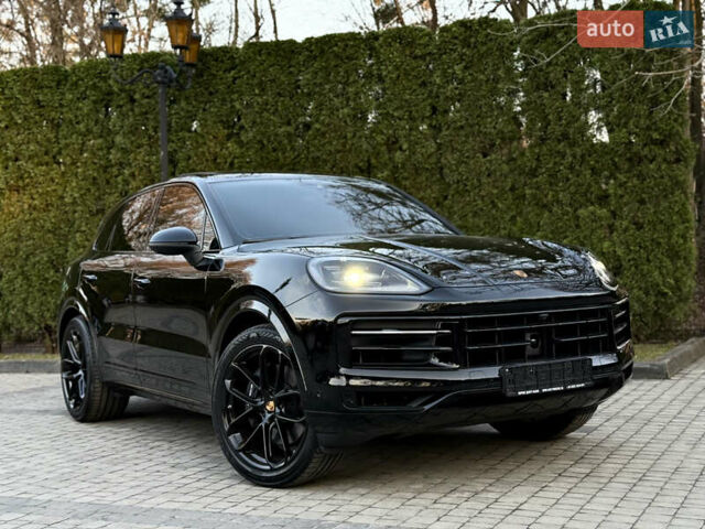 Черный Порше Каен, объемом двигателя 3 л и пробегом 7 тыс. км за 98900 $, фото 5 на Automoto.ua