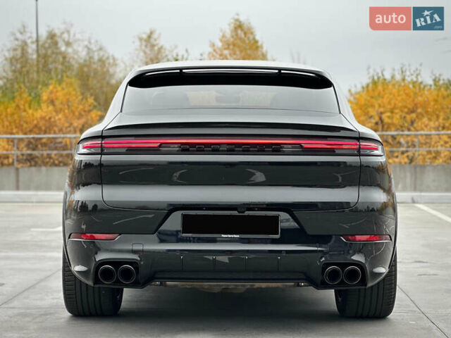 Черный Порше Каен, объемом двигателя 4 л и пробегом 18 тыс. км за 175000 $, фото 20 на Automoto.ua