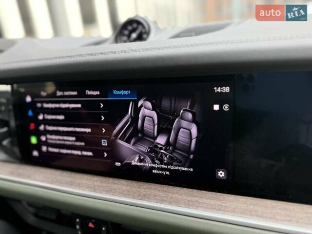 Чорний Порше Cayenne, об'ємом двигуна 3 л та пробігом 19 тис. км за 159555 $, фото 1 на Automoto.ua