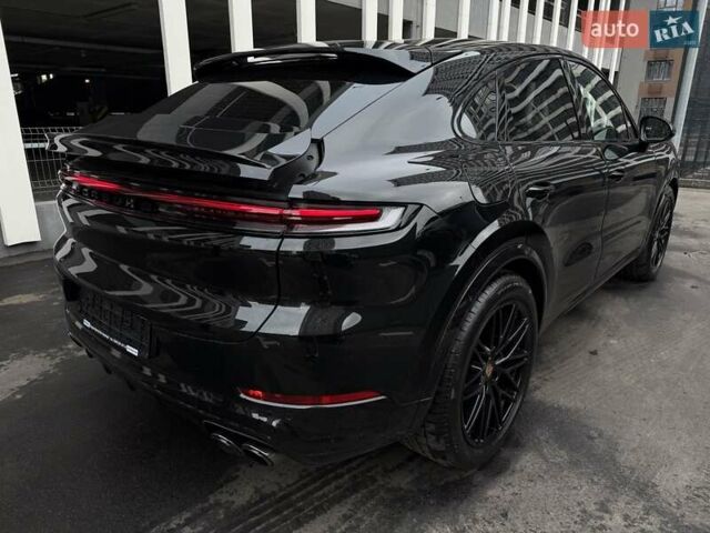 Чорний Порше Cayenne, об'ємом двигуна 3 л та пробігом 19 тис. км за 159555 $, фото 48 на Automoto.ua