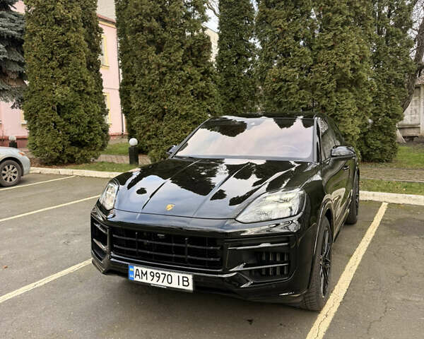 Чорний Порше Cayenne, об'ємом двигуна 3 л та пробігом 40 тис. км за 126000 $, фото 2 на Automoto.ua