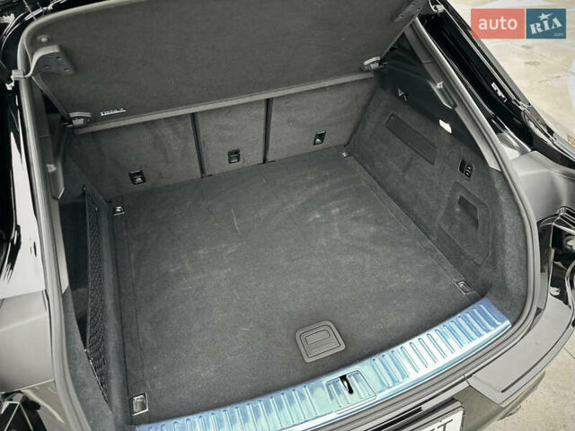 Черный Порше Каен, объемом двигателя 4 л и пробегом 18 тыс. км за 175000 $, фото 41 на Automoto.ua