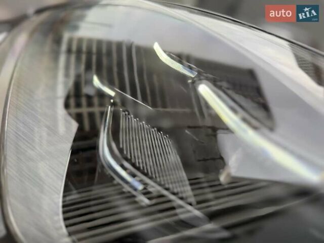 Чорний Порше Cayenne, об'ємом двигуна 3 л та пробігом 19 тис. км за 159555 $, фото 4 на Automoto.ua