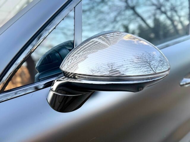 Чорний Порше Cayenne, об'ємом двигуна 4 л та пробігом 5 тис. км за 210000 $, фото 23 на Automoto.ua