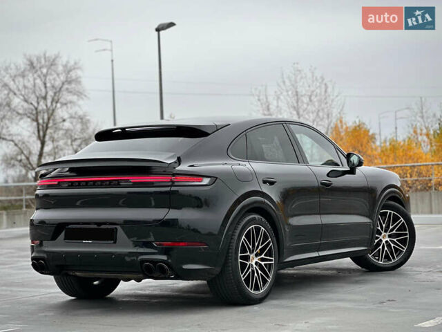 Черный Порше Каен, объемом двигателя 4 л и пробегом 18 тыс. км за 175000 $, фото 40 на Automoto.ua