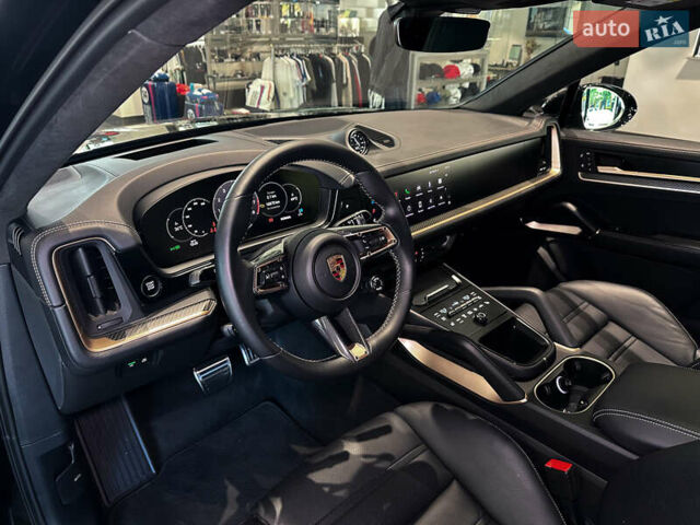 Чорний Порше Cayenne, об'ємом двигуна 3.98 л та пробігом 18 тис. км за 180000 $, фото 18 на Automoto.ua