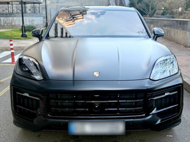 Чорний Порше Cayenne, об'ємом двигуна 4 л та пробігом 5 тис. км за 210000 $, фото 2 на Automoto.ua