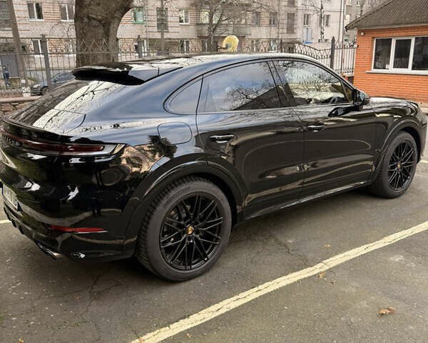 Чорний Порше Cayenne, об'ємом двигуна 3 л та пробігом 40 тис. км за 126000 $, фото 6 на Automoto.ua