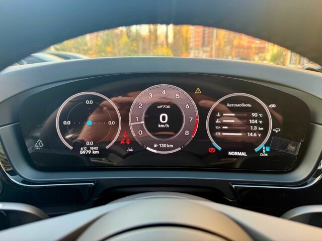 Чорний Порше Cayenne, об'ємом двигуна 4 л та пробігом 5 тис. км за 210000 $, фото 9 на Automoto.ua