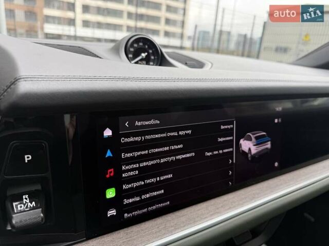 Чорний Порше Cayenne, об'ємом двигуна 3 л та пробігом 19 тис. км за 159555 $, фото 21 на Automoto.ua