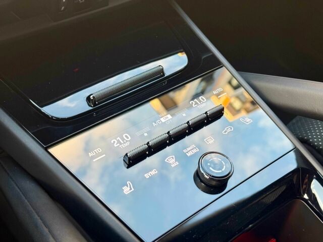 Чорний Порше Cayenne, об'ємом двигуна 4 л та пробігом 5 тис. км за 210000 $, фото 14 на Automoto.ua