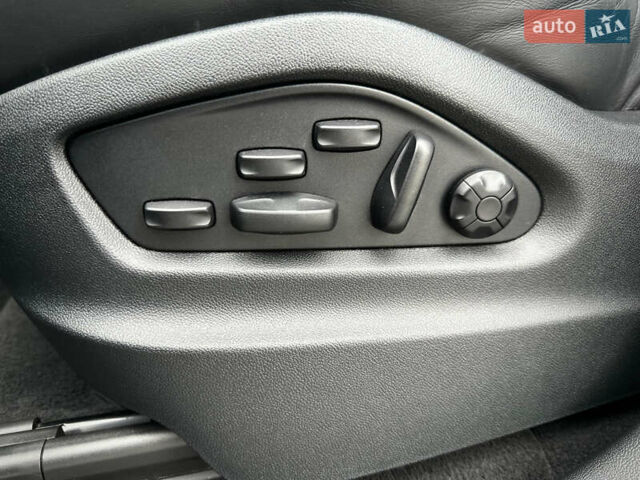 Черный Порше Каен, объемом двигателя 4 л и пробегом 18 тыс. км за 175000 $, фото 47 на Automoto.ua