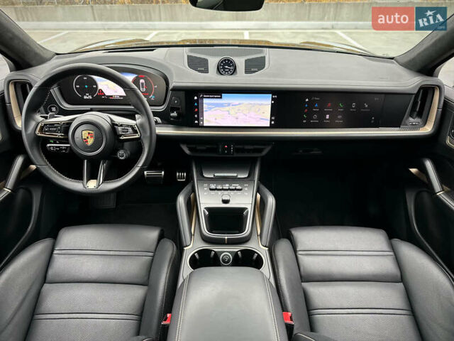 Черный Порше Каен, объемом двигателя 4 л и пробегом 18 тыс. км за 175000 $, фото 79 на Automoto.ua