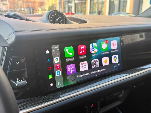 Чорний Порше Cayenne, об'ємом двигуна 4 л та пробігом 5 тис. км за 210000 $, фото 7 на Automoto.ua