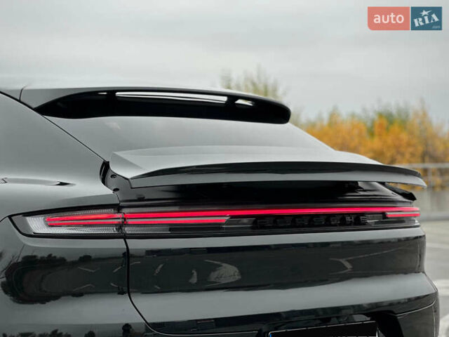 Черный Порше Каен, объемом двигателя 4 л и пробегом 18 тыс. км за 175000 $, фото 28 на Automoto.ua