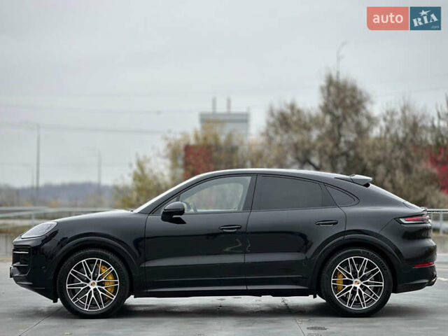 Черный Порше Каен, объемом двигателя 4 л и пробегом 18 тыс. км за 175000 $, фото 2 на Automoto.ua