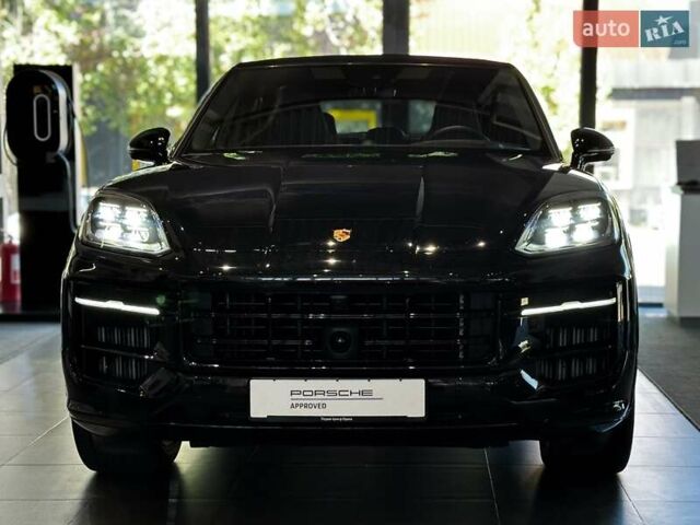 Чорний Порше Cayenne, об'ємом двигуна 3.98 л та пробігом 18 тис. км за 180000 $, фото 1 на Automoto.ua