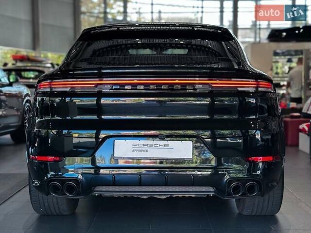 Чорний Порше Cayenne, об'ємом двигуна 3.98 л та пробігом 18 тис. км за 180000 $, фото 5 на Automoto.ua