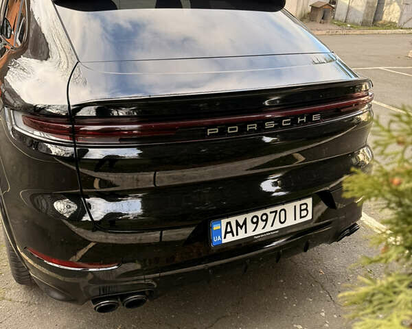 Чорний Порше Cayenne, об'ємом двигуна 3 л та пробігом 40 тис. км за 126000 $, фото 8 на Automoto.ua