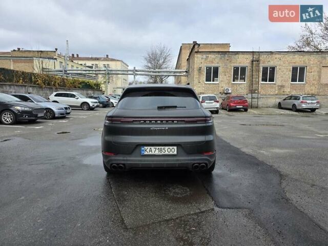 Черный Порше Каен, объемом двигателя 4 л и пробегом 15 тыс. км за 165000 $, фото 4 на Automoto.ua