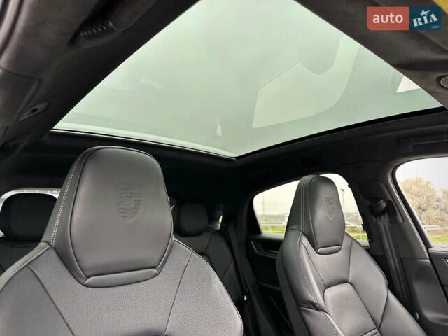 Черный Порше Каен, объемом двигателя 4 л и пробегом 18 тыс. км за 175000 $, фото 75 на Automoto.ua