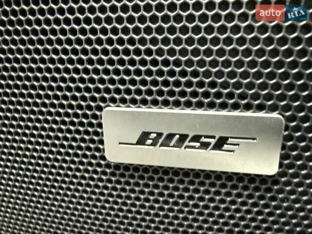 Чорний Порше Cayenne, об'ємом двигуна 3 л та пробігом 19 тис. км за 159555 $, фото 30 на Automoto.ua