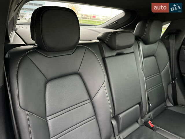 Черный Порше Каен, объемом двигателя 4 л и пробегом 18 тыс. км за 175000 $, фото 82 на Automoto.ua