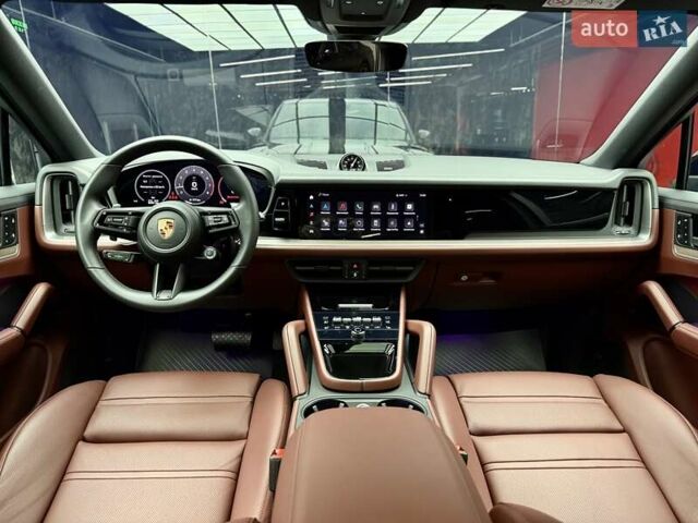 Чорний Порше Cayenne, об'ємом двигуна 3 л та пробігом 2 тис. км за 152700 $, фото 36 на Automoto.ua