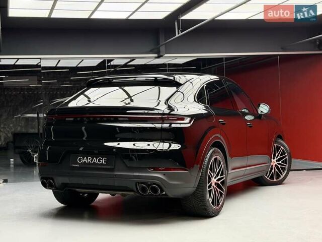 Чорний Порше Cayenne, об'ємом двигуна 3 л та пробігом 2 тис. км за 152700 $, фото 16 на Automoto.ua