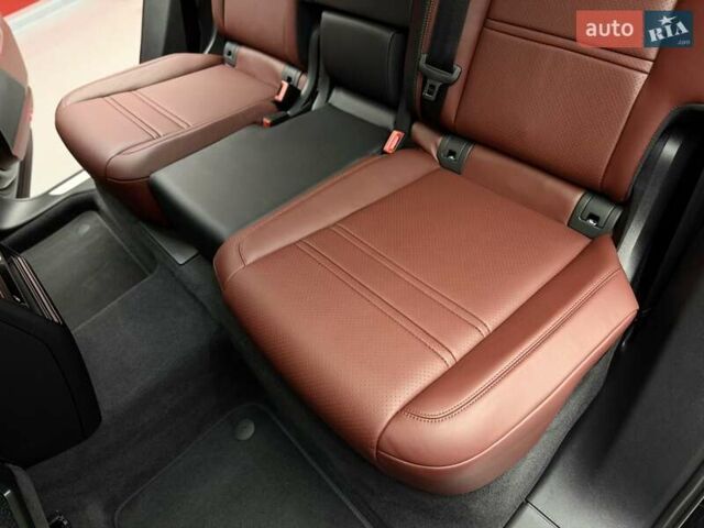 Чорний Порше Cayenne, об'ємом двигуна 3 л та пробігом 2 тис. км за 152700 $, фото 43 на Automoto.ua