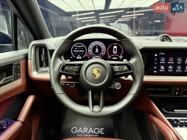 Чорний Порше Cayenne, об'ємом двигуна 3 л та пробігом 2 тис. км за 152700 $, фото 30 на Automoto.ua