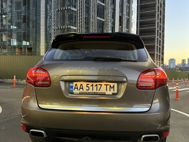 Порше Cayenne 2013 у Києві на Automoto.ua Коричневий Порше Cayenne, об'ємом двигуна 3.6 л та пробігом 130 тис. км за 21000 $, фото 5 на Automoto.ua