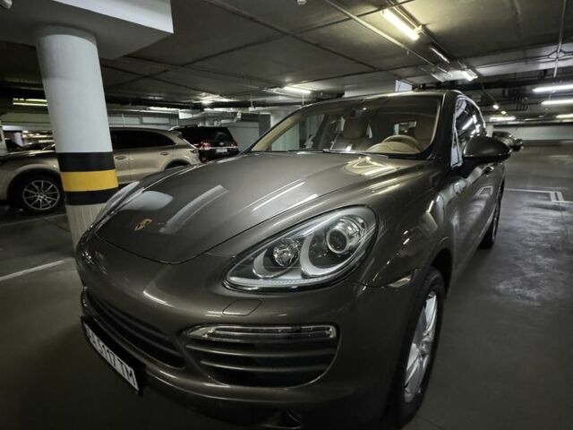 Порше Cayenne 2013 у Києві на Automoto.ua Коричневий Порше Cayenne, об'ємом двигуна 3.6 л та пробігом 130 тис. км за 21000 $, фото 22 на Automoto.ua