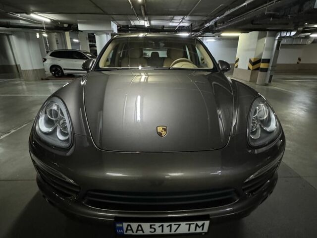 Порше Cayenne 2013 у Києві на Automoto.ua Коричневий Порше Cayenne, об'ємом двигуна 3.6 л та пробігом 130 тис. км за 21000 $, фото 23 на Automoto.ua