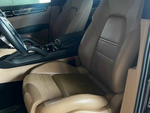 Порше Каен 2018 в Львове на Automoto.ua Коричневый Порше Каен, объемом двигателя 3 л и пробегом 74 тыс. км за 51000 $, фото 7 на Automoto.ua