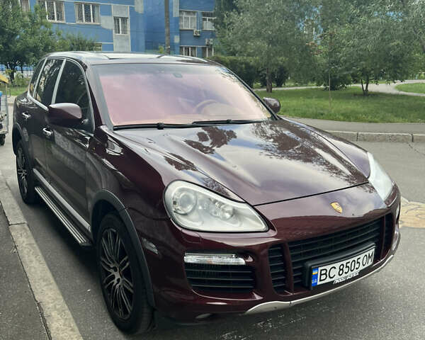 Коричневый Порше Каен, объемом двигателя 4.8 л и пробегом 175 тыс. км за 13400 $, фото 2 на Automoto.ua