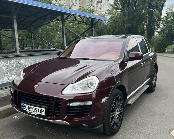 Коричневый Порше Каен, объемом двигателя 4.8 л и пробегом 175 тыс. км за 13400 $, фото 1 на Automoto.ua