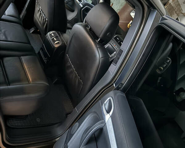 Коричневый Порше Каен, объемом двигателя 2.97 л и пробегом 217 тыс. км за 16700 $, фото 11 на Automoto.ua