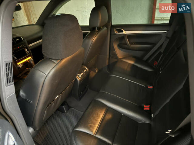 Коричневый Порше Каен, объемом двигателя 2.97 л и пробегом 217 тыс. км за 16400 $, фото 10 на Automoto.ua