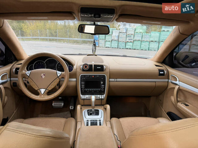 Коричневий Порше Cayenne, об'ємом двигуна 4.8 л та пробігом 190 тис. км за 9999 $, фото 12 на Automoto.ua