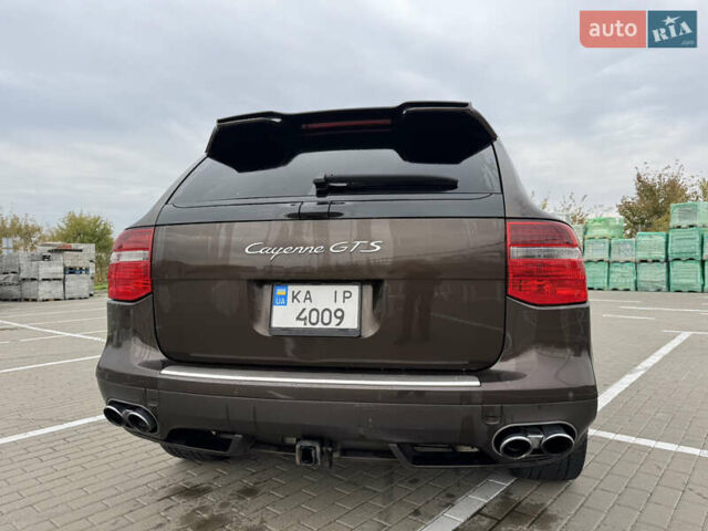 Коричневий Порше Cayenne, об'ємом двигуна 4.8 л та пробігом 190 тис. км за 9999 $, фото 6 на Automoto.ua
