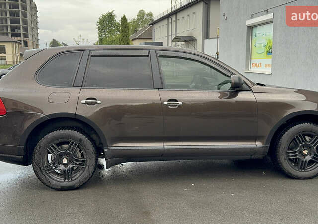 Коричневый Порше Каен, объемом двигателя 2.97 л и пробегом 217 тыс. км за 16700 $, фото 17 на Automoto.ua