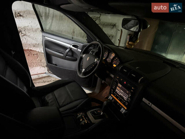 Коричневый Порше Каен, объемом двигателя 2.97 л и пробегом 217 тыс. км за 16700 $, фото 14 на Automoto.ua