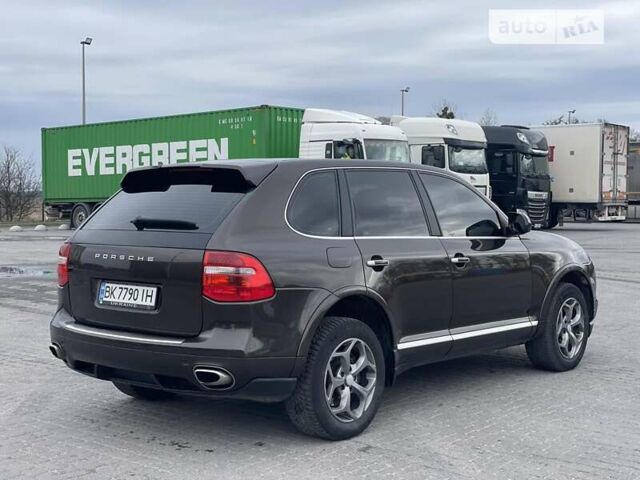 Коричневий Порше Cayenne, об'ємом двигуна 2.97 л та пробігом 250 тис. км за 17700 $, фото 7 на Automoto.ua