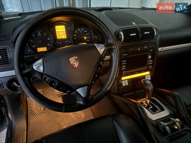 Коричневый Порше Каен, объемом двигателя 2.97 л и пробегом 217 тыс. км за 16700 $, фото 8 на Automoto.ua